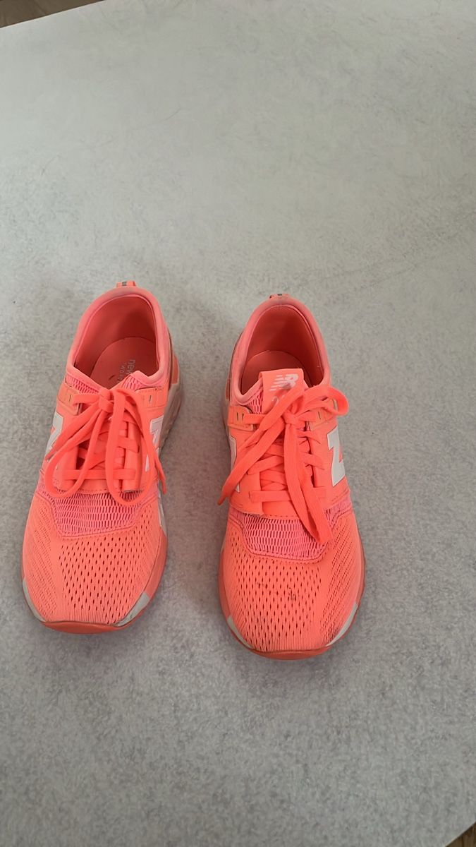 New Balance Scarpe da donna: Trainers  New Balance orange – Usato da Rüschlikon venduto da ant_5v7g