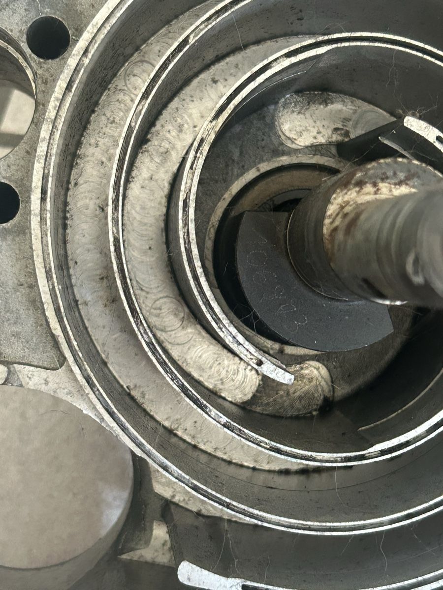 Volkswagen Alle Autoersatzteile: VW Golf2 G60 Lader  – Gebraucht aus Gampelen von ste_r6hj 2
