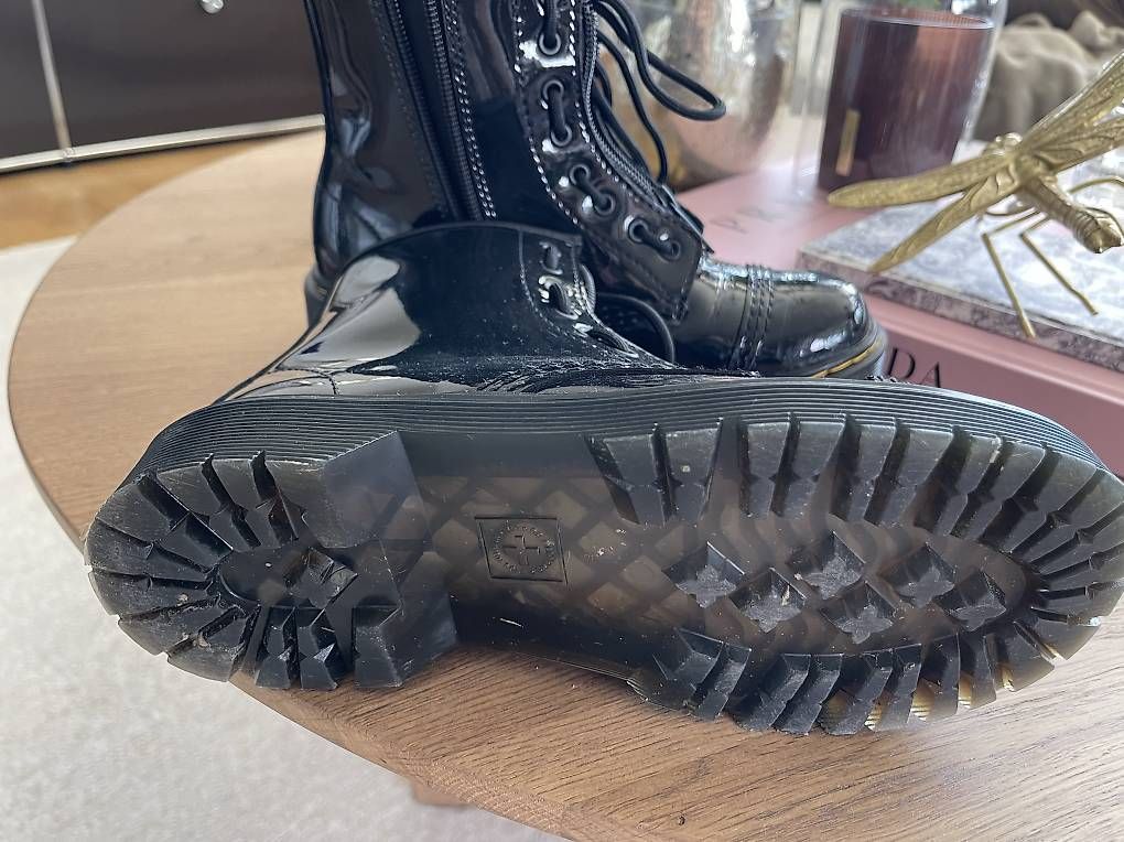 Scarpe per ragazzi: Neue Kinder Schuhe Dr.Martins GR.34 – Nuovo e nell'imballaggio originale da Inwil venduto da 0107MI 1