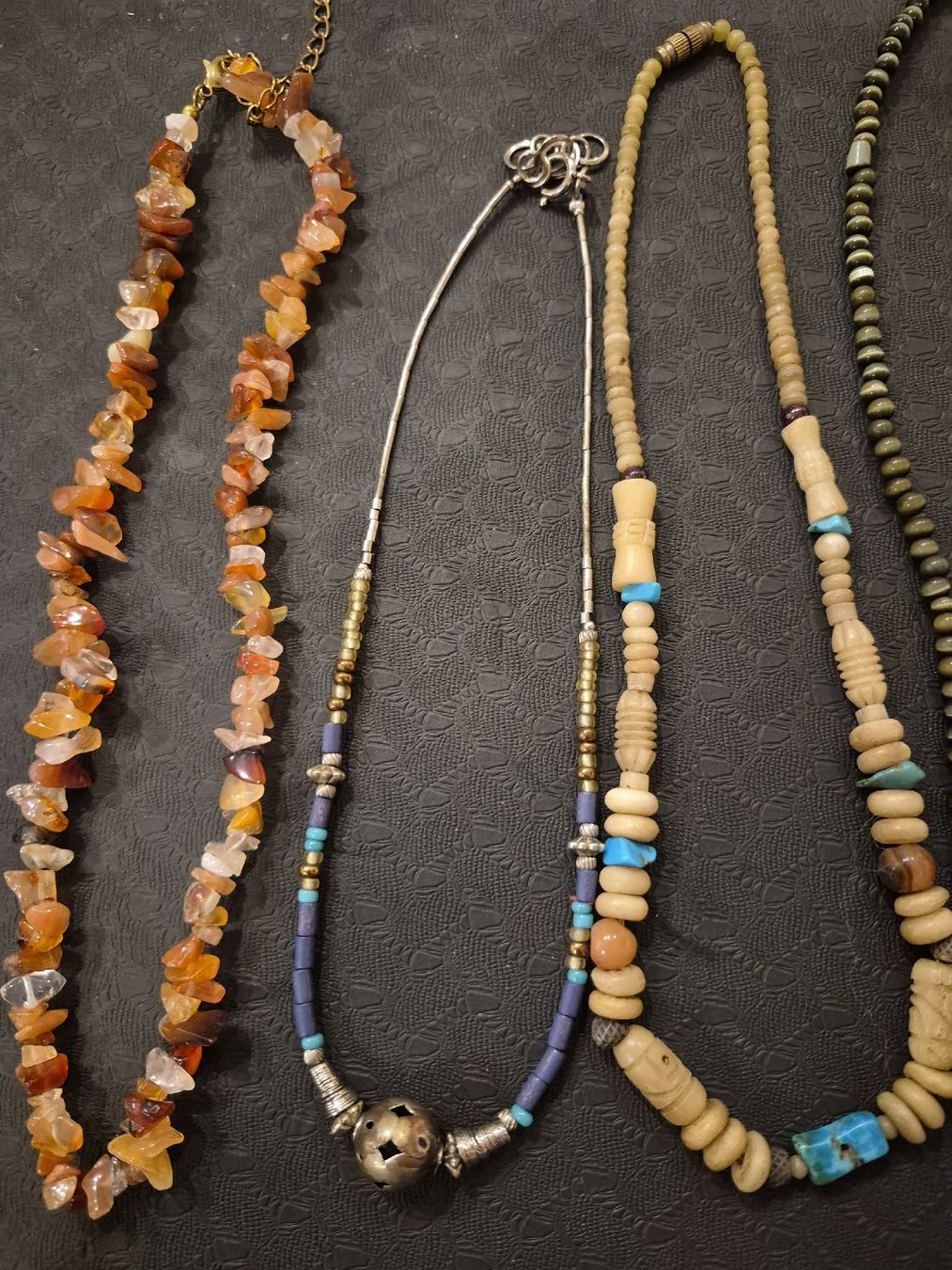 Sonstiger Schmuck: Lot de 5 colliers ethniques artisanaux – Gebraucht aus Delémont von fab_cpg5 1