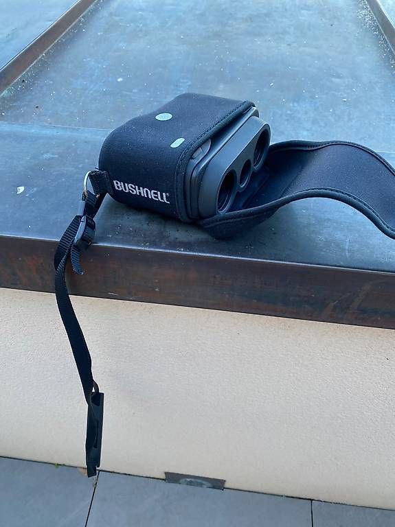 Topcase: Telemetre Bushnell compact 600 – Usato da Genève venduto da cingana 1