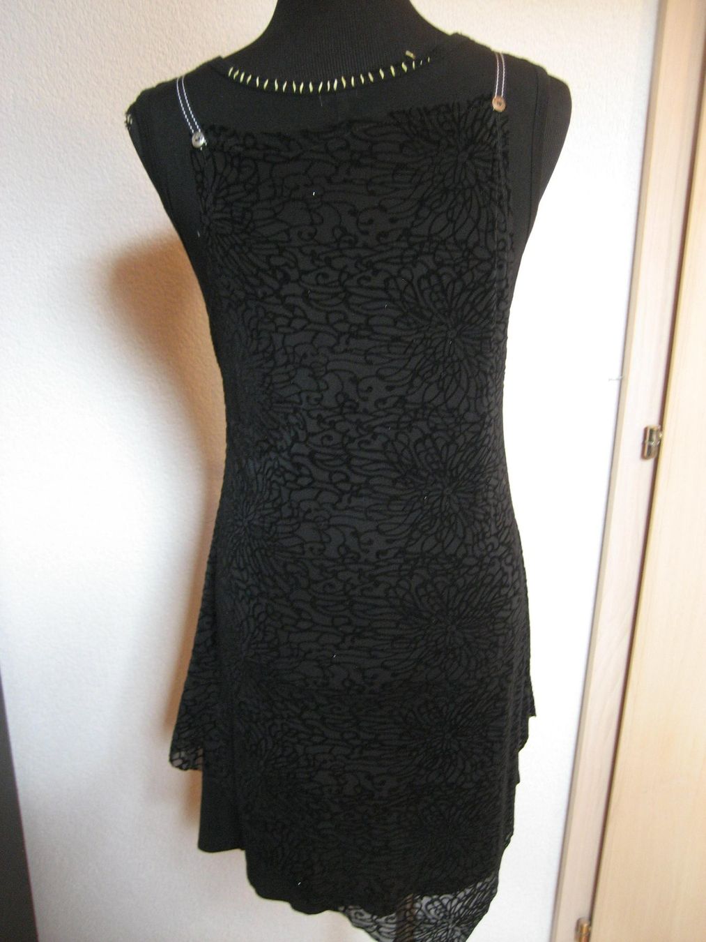 Vestiti: Robe stretch Kays taille 36 – Usato da Delémont venduto da marryb 4