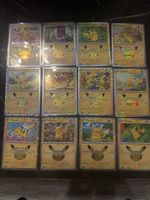 Pokemon Sammelkarten Pikachu Set 12 Karten Holo Zustand neu
