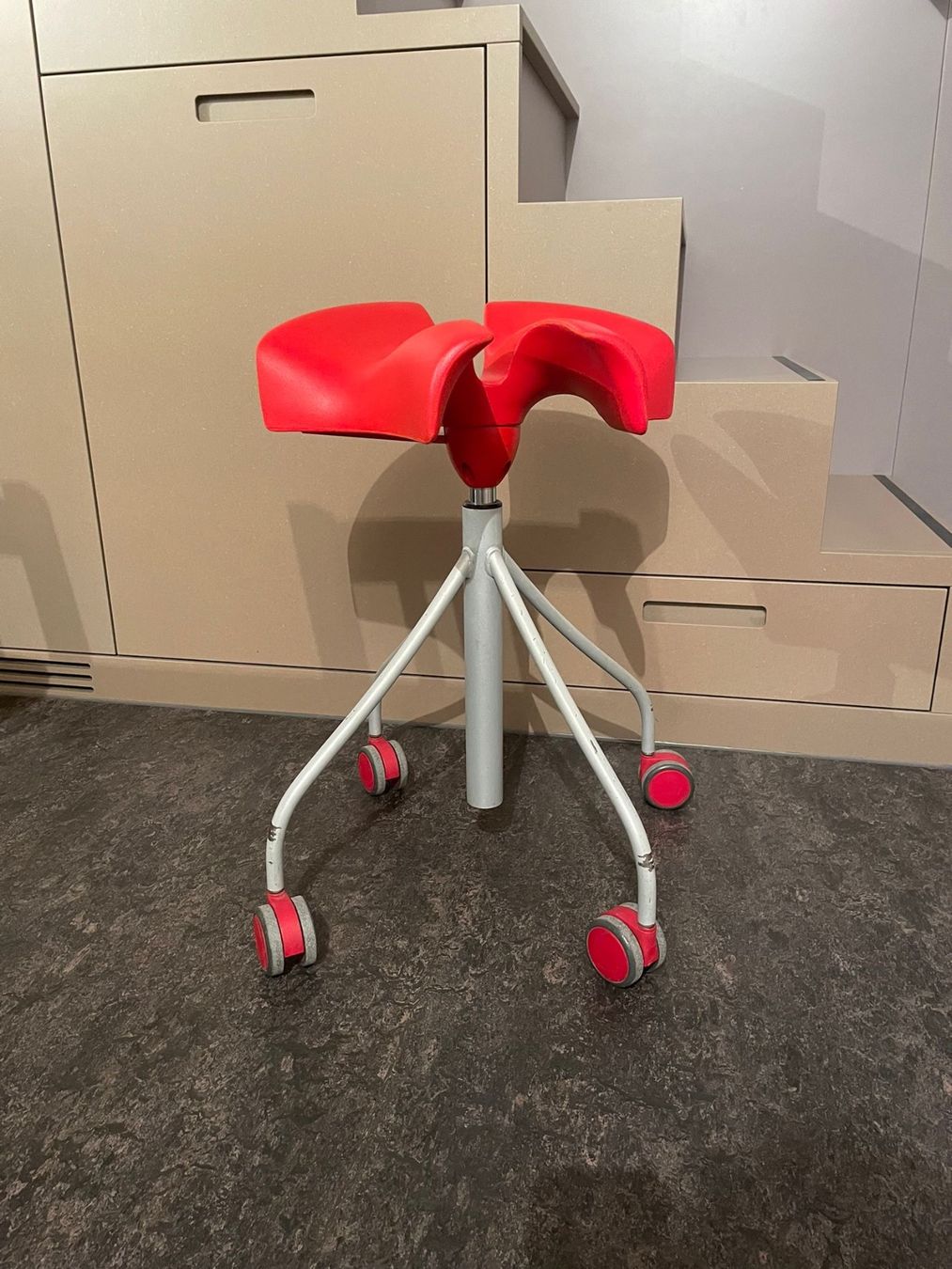 Sedie: Binaria Hocker Designklassiker BD Barcelona Design – Usato da Romanshorn venduto da BREZELKING 2
