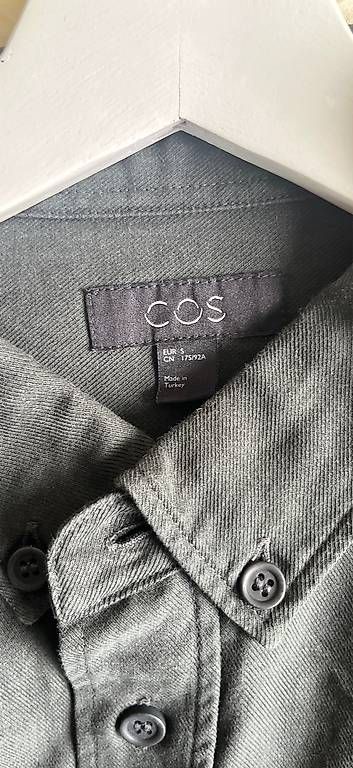 Cos Camicie: Hemd COS (S) – Usato da Zürich venduto da celiib 2