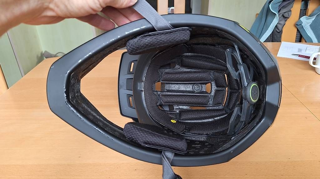 Caschi: Velohelm IXS Trigger – Usato da Egolzwil venduto da Kaufis 2