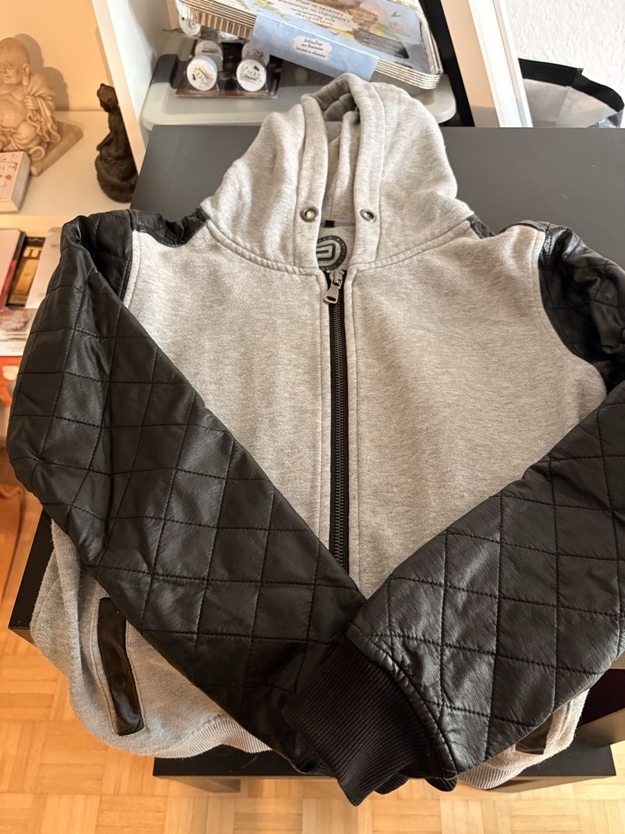 Giacche & Cappotti: Jacke Frühling/Herbst – Usato da Basel venduto da alisha.beuggert 1