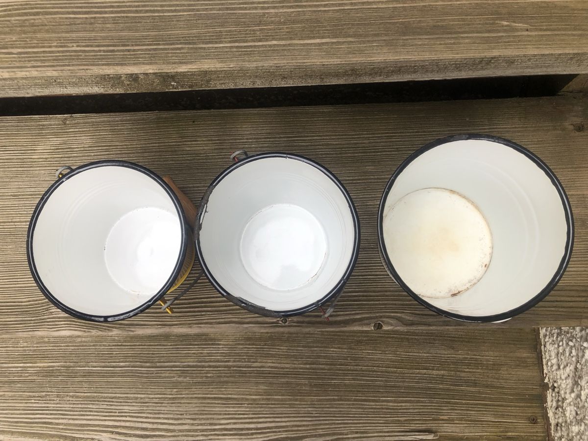 Tutte le decorazioni: 3 sceaux vintage tôle émaillée – Usato da Bernex venduto da joe_6dn9 4