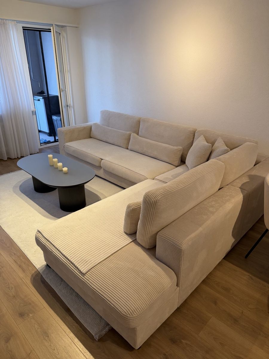 Sofas: Ecksofa Creme – Neu (gemäss Beschreibung) aus Rapperswil SG von ToliGL 2