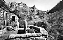 Silenen, Etzlihütte mit Blick gegen Krüzlipass