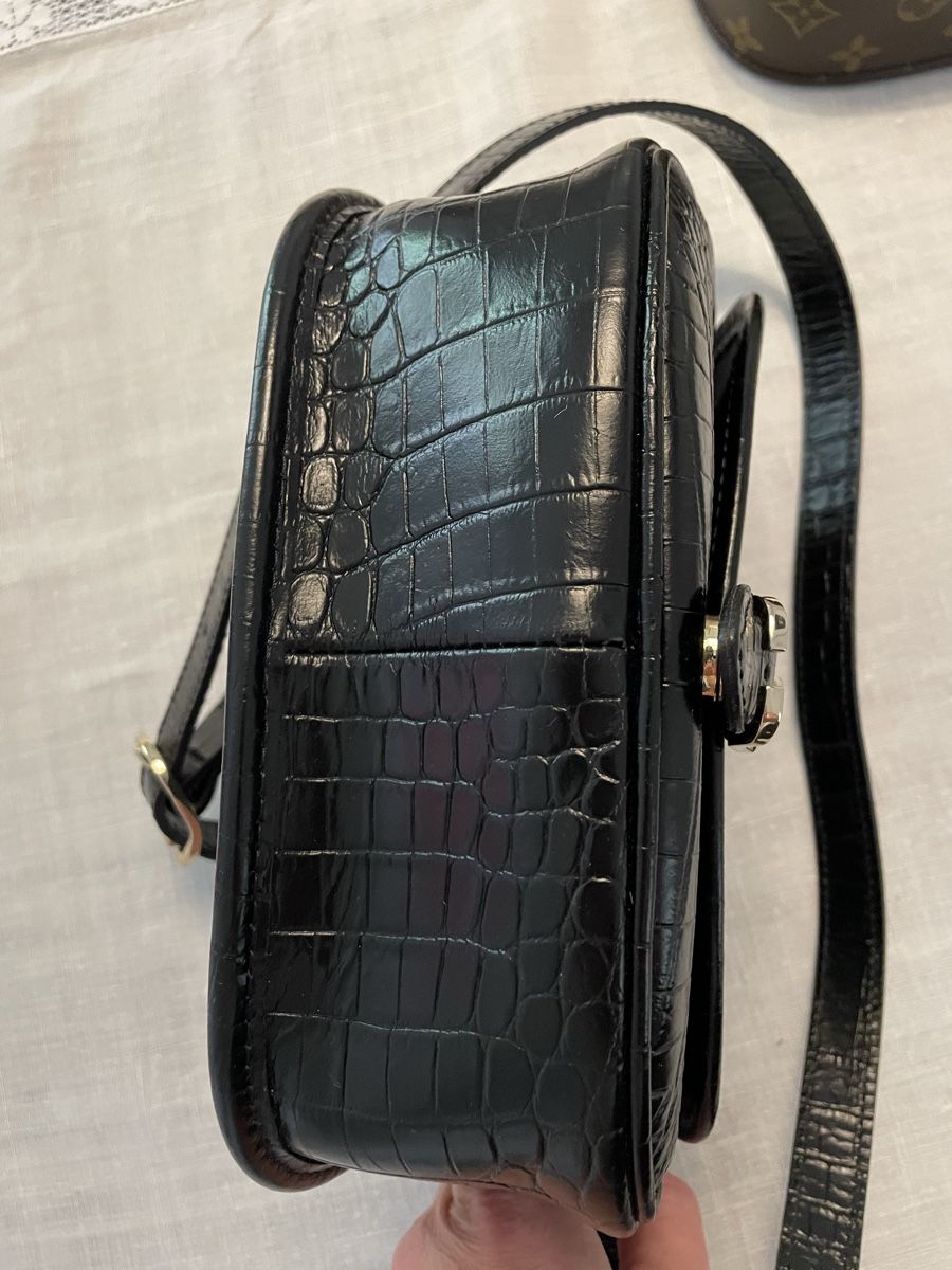 Longchamp Sacs femmes: Longchamp Leder Crossbody Tasche – D'occasion à Wettingen par Trawangan79 2
