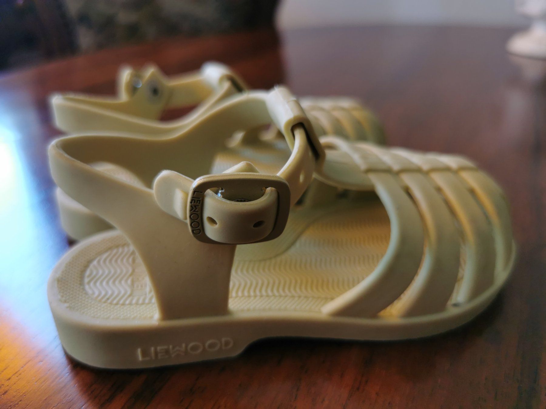 Liewood Scarpe per ragazzi: Liewood Kinder Schuhe Gr. 20 – Nuovo (secondo la descrizione) da Schlieren venduto da vlalif 1