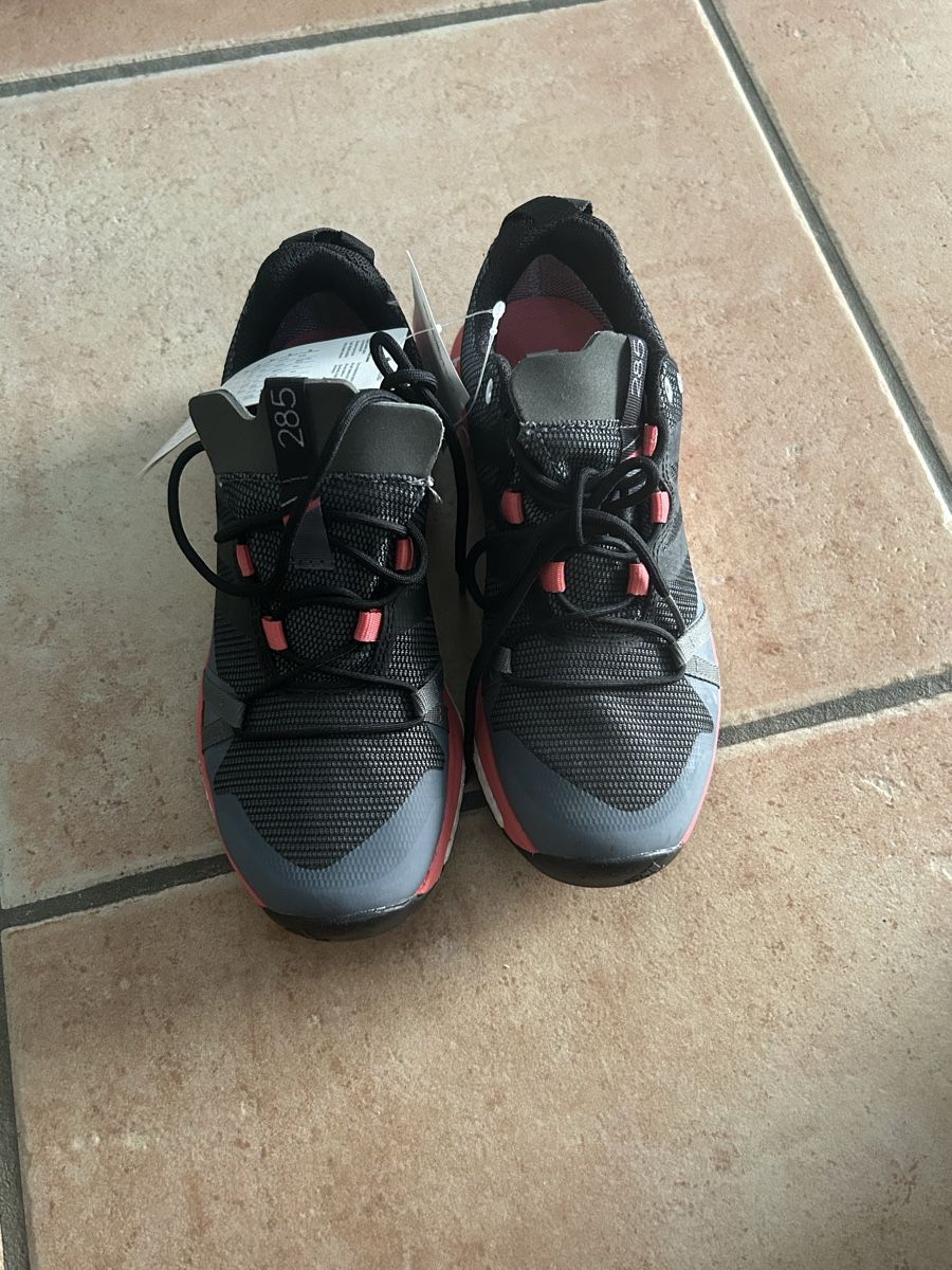 Adidas Scarpe da donna: Adidas Terrex Agravic GTX – Nuovo (secondo la descrizione) da Näfels venduto da DEMIS