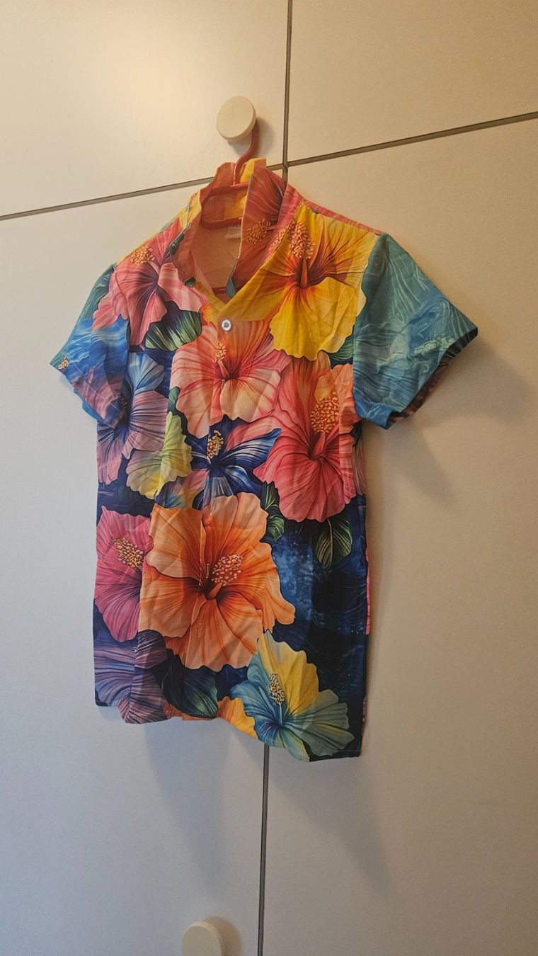 Camicie: Camicia floreale tg.M poliestere – Usato da Melano venduto da H-Sara