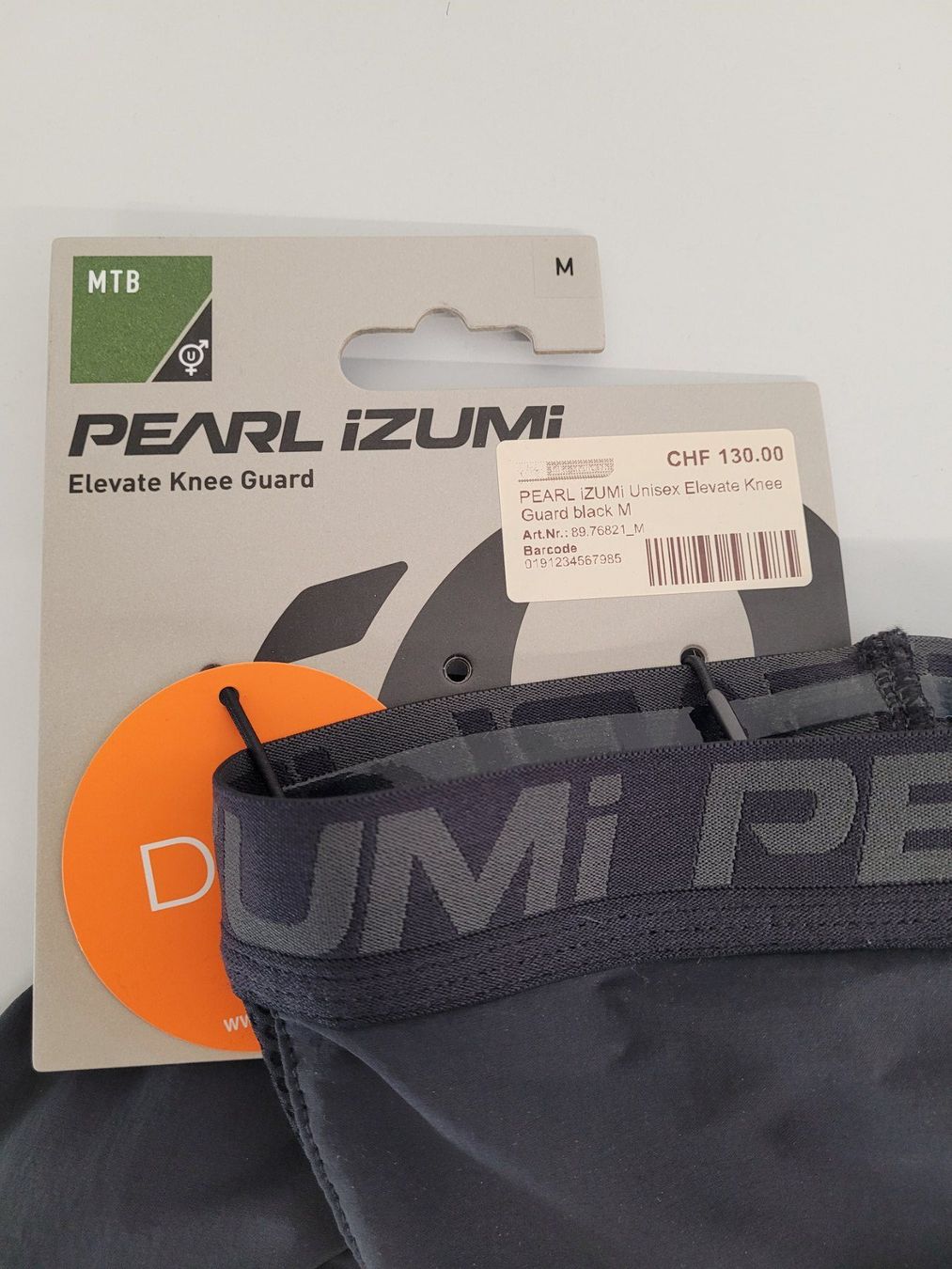 Pearl Izumi Protezioni & Imbottiture: Unisex Elevate Knee Guard black M – Nuovo e nell'imballaggio originale da Giswil venduto da mai_k7x7 1
