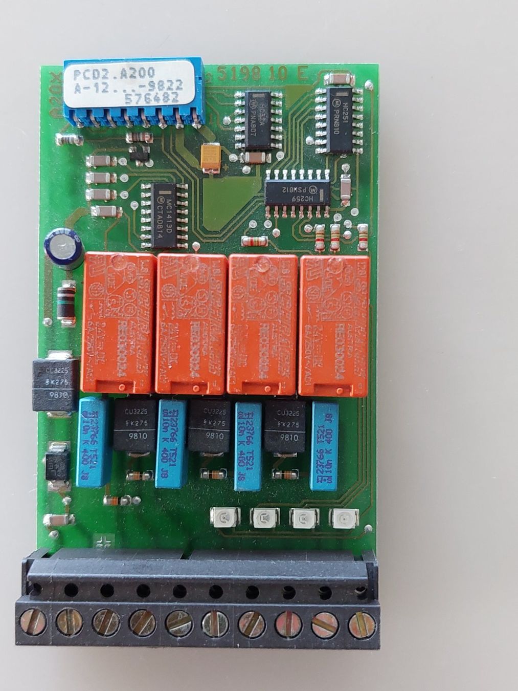 Componenti elettronici: SAIA-BOURGESS  Digitales Ausgangsmodul PCD2.A200 – Nuovo (secondo la descrizione) da Wädenswil venduto da gudif