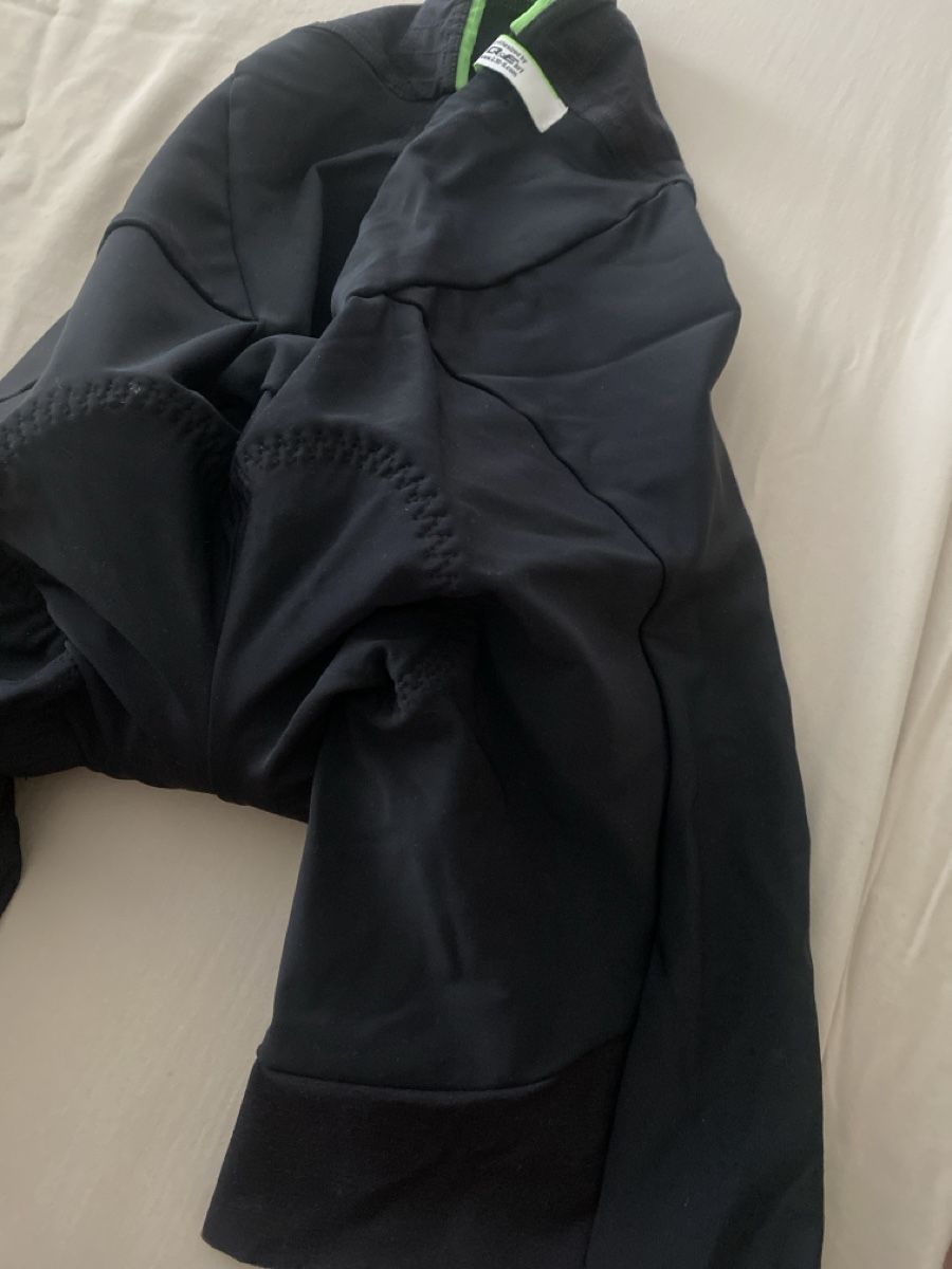 Pantaloni: Velo shorts gr Xs – Usato da Dietikon venduto da Tdaf33 4