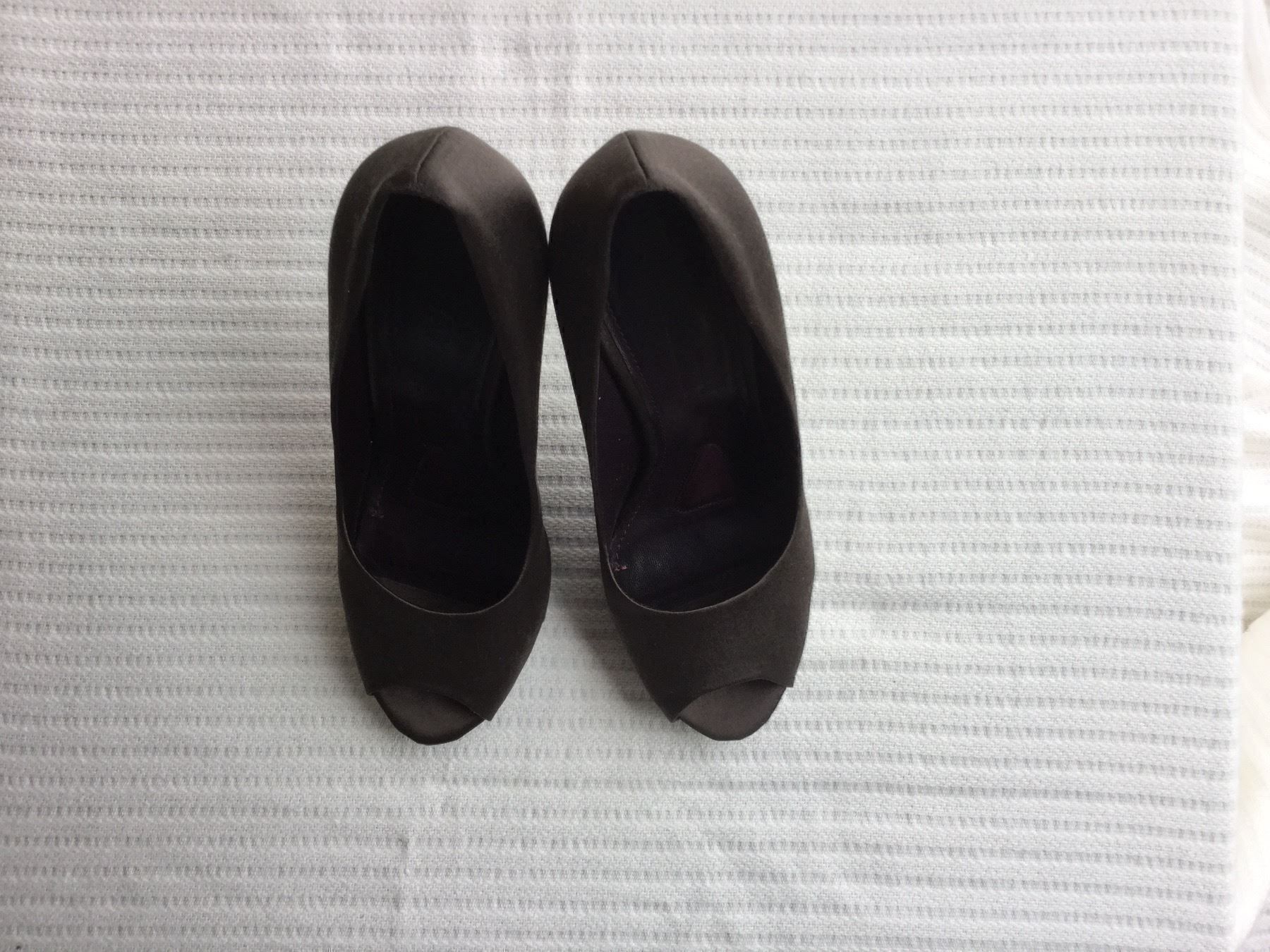 Jil Sander Scarpe da donna: Jil Sander Satin Pumps, Gr. 37,5 – Usato da Zürich venduto da VorlonShadow 2