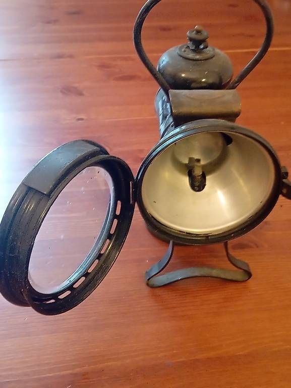 SBB/CFF/FFS Lampade: Eisenbahn Karbid Lampe – Usato da Basel venduto da Petergunn 2