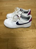 Sneaker Nike Gr. 37.5