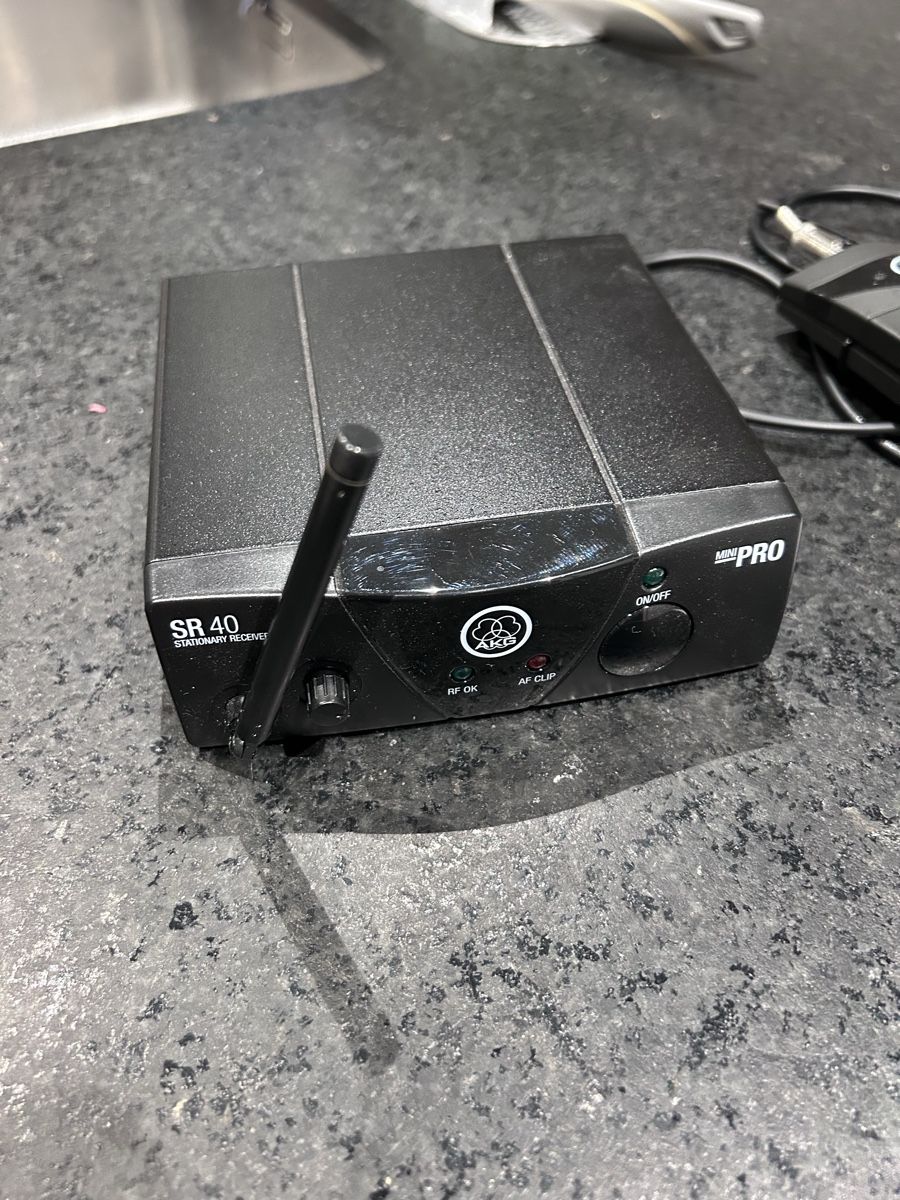 Strumenti musicali: AKG WMS40 Mini Pro Mikrofon Set - Gebraucht – Usato da Hinterkappelen venduto da pha_d8fj