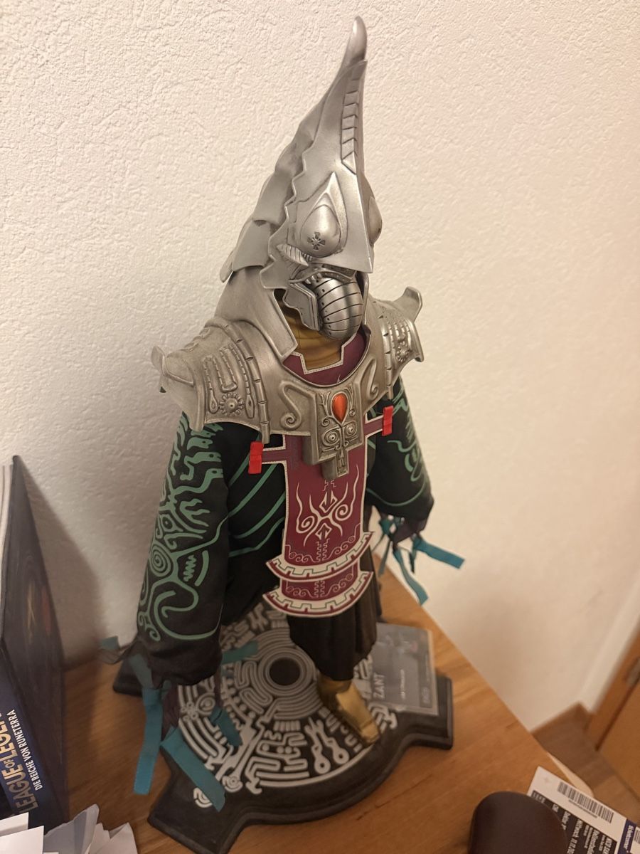 Statuette: First 4 Figures | Zant Regular Edition – Nuovo (secondo la descrizione) da Uezwil venduto da cedi_2000 1