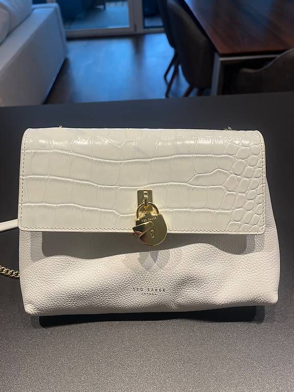 Ted Baker Taschen für Damen: Ted Baker Tasche – Gebraucht aus Wabern von mel_tg52