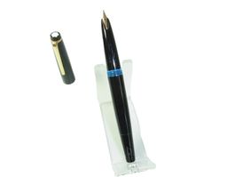 Exzellenter Füllfederhalter MONTBLANC 32 14K OM