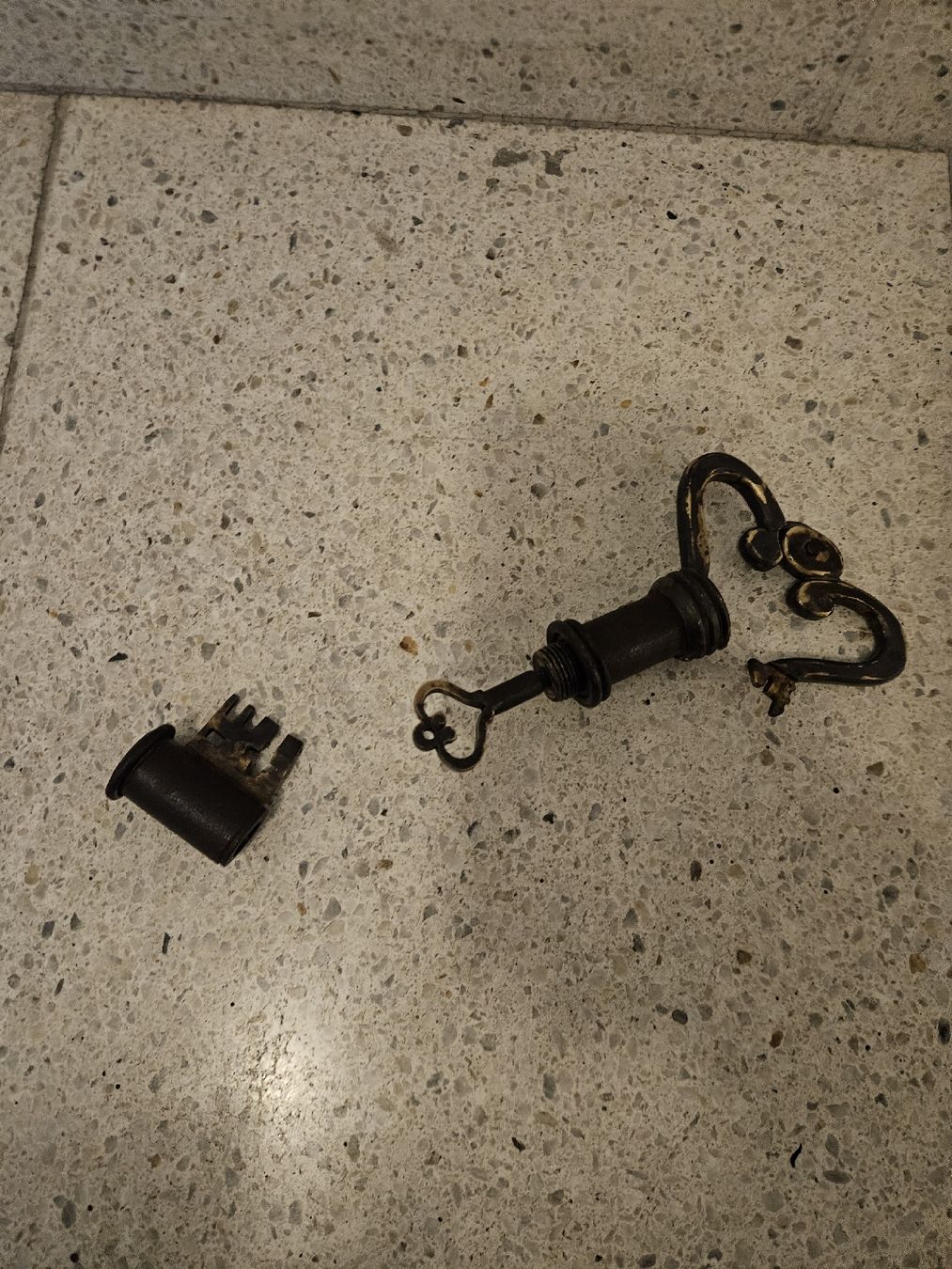 Cadenas: vorhängeschloss trickschloss – D'occasion à Schwellbrunn par Rosaroterpanter 6