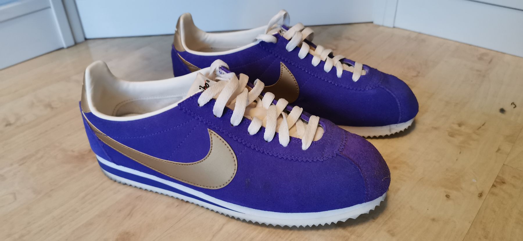 Nike Scarpe da uomo: Nike Cortez 44 Farbe selten – Usato da Aesch BL venduto da Refurber