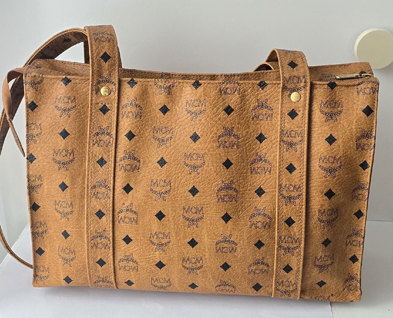 Mcm Borse da donna: MCM Shopper Medium Heritage Cognac Canvas. – Usato da Niederteufen venduto da Mira_72 1