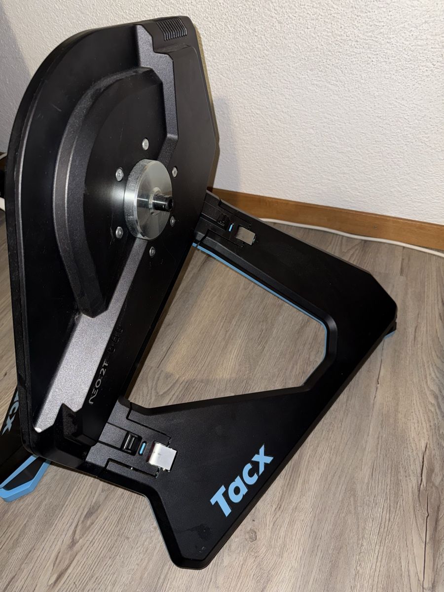 Tacx Hometrainer: Tacx Neo 2T – Neu (gemäss Beschreibung) aus Zumholz von R124578 1