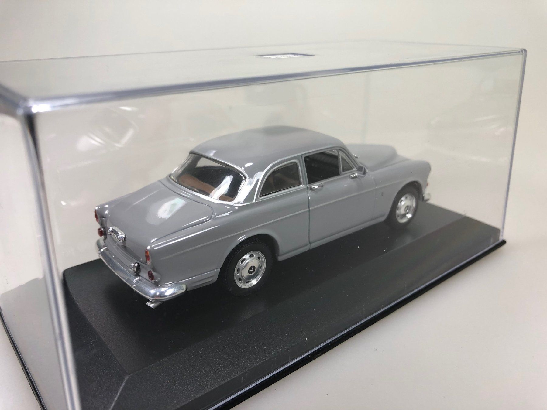 Volvo Modellautos: Volvo 121 - Minichamps - 1:43 – Gebraucht aus Widen von Himan 1