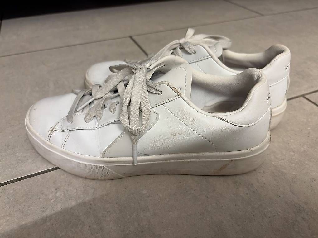 Schuhe für Mädchen: Skechers 35,5 – Gebraucht aus Wettingen von buntmaler2005 4