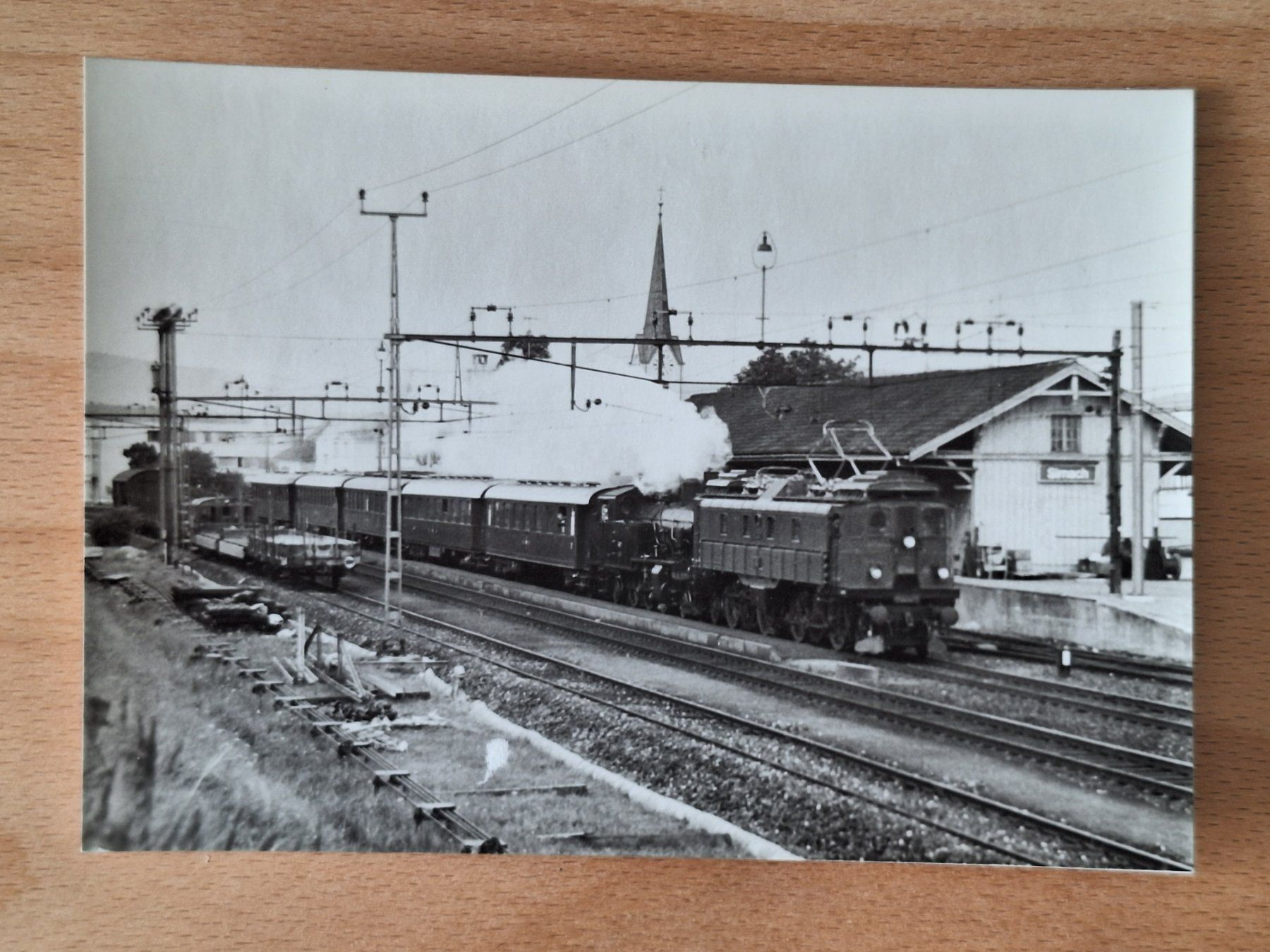 Foto & Immagini: Foto Bahn Schweiz, SBB Lokomotive – Usato da Lohn-Ammannsegg venduto da Beo71