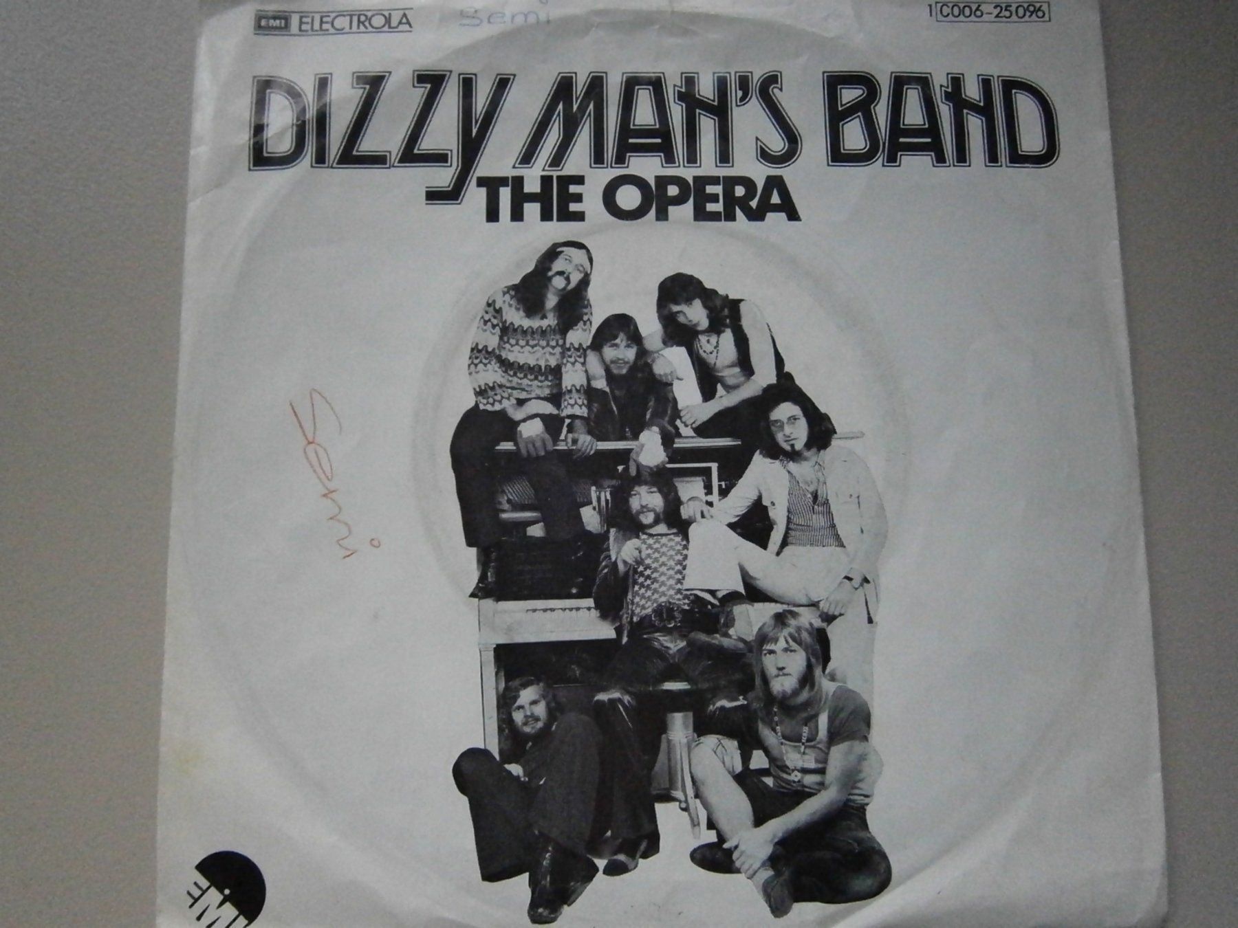 Dischi in vinile: Vinyl Single Dizzy Man's Band - The Opera – Usato da Langenthal venduto da Modo39