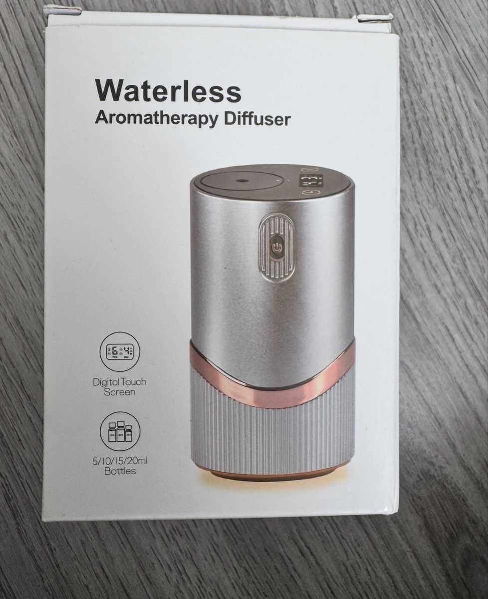 Diffusori di oli essenziali: Waterless Aromatherapy Diffuser Digital Touch Screen Silber – Nuovo e nell'imballaggio originale da Flamatt venduto da ard_9ctk