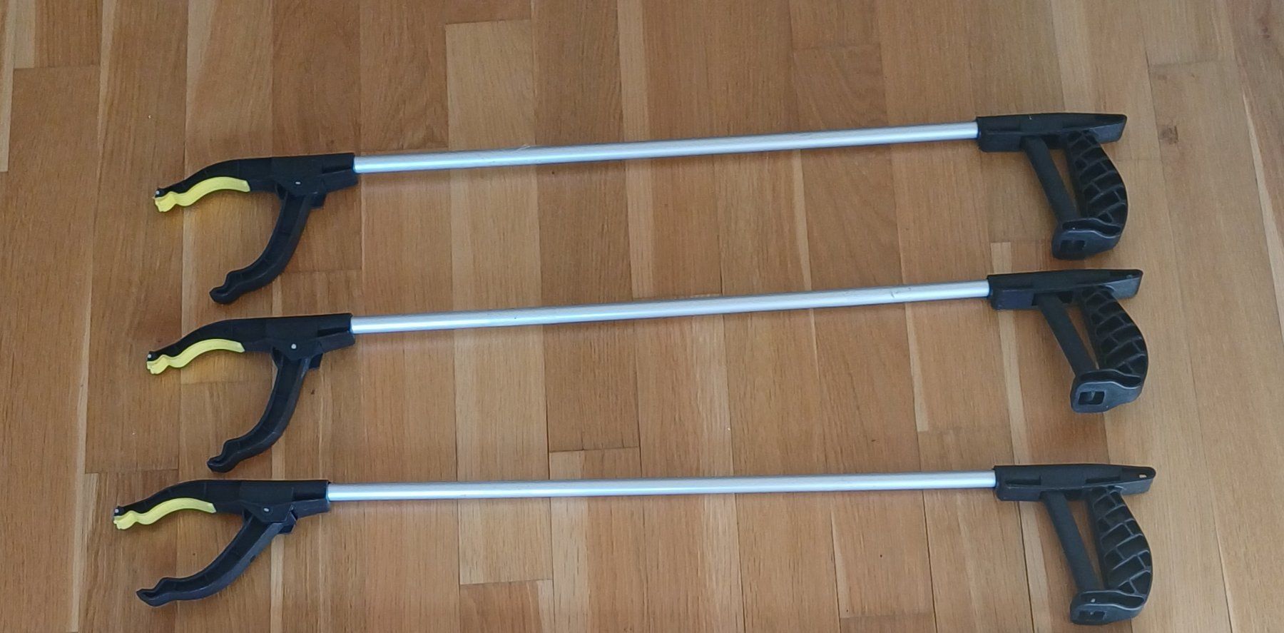 Tutti gli attrezzi: 3 Stück Aufhebehilfe Kerrichtzange NEU – Nuovo (secondo la descrizione) da Pfeffikon LU venduto da SY-YoLo 1