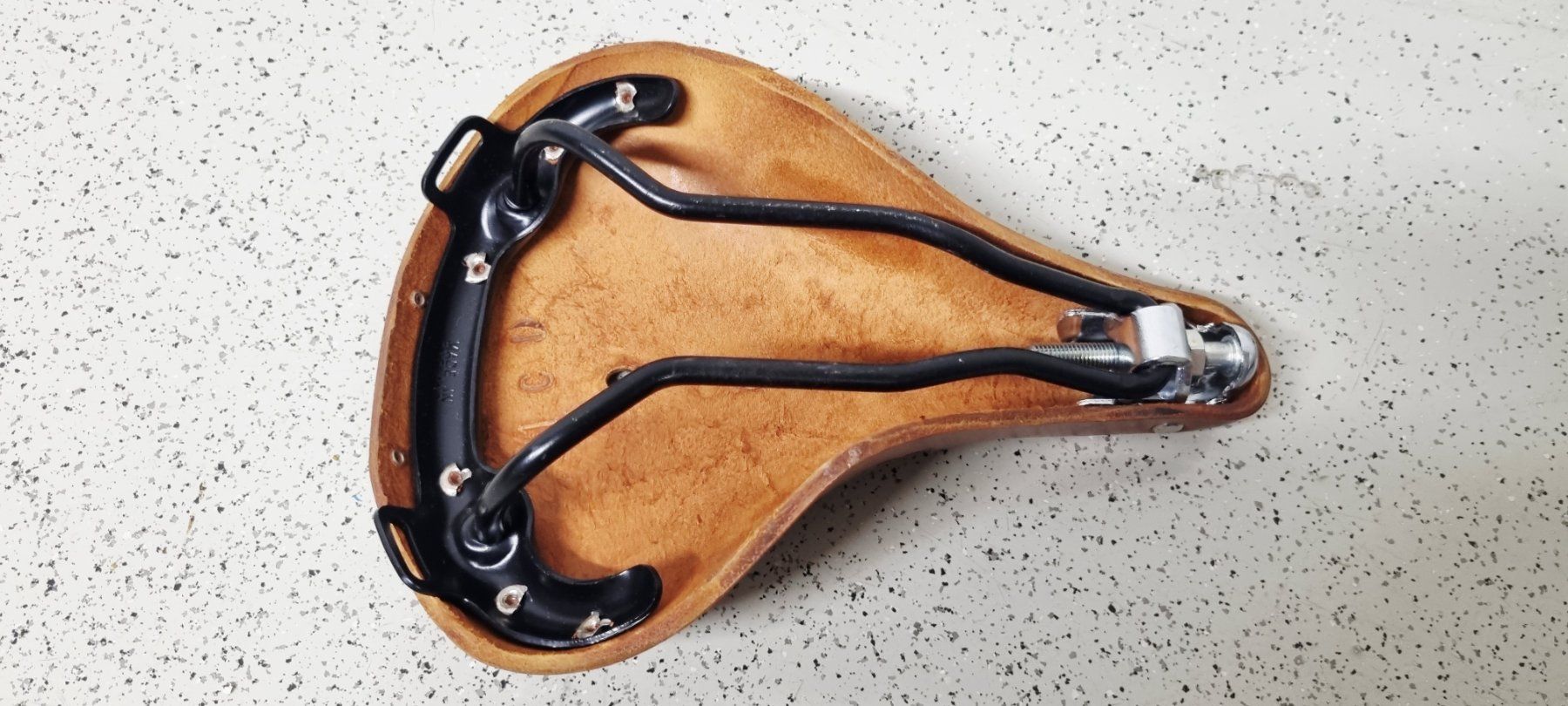 Brooks Ersatzteile: Fast neu Brooks Sattel – Gebraucht aus Zürich von emi_rp8k 3