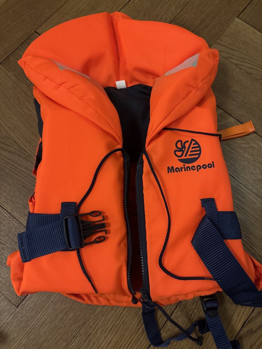 Giubbotti di salvataggio: Marinepool Rettungsweste 20-30 kg – Usato da Zürich venduto da Aapitz