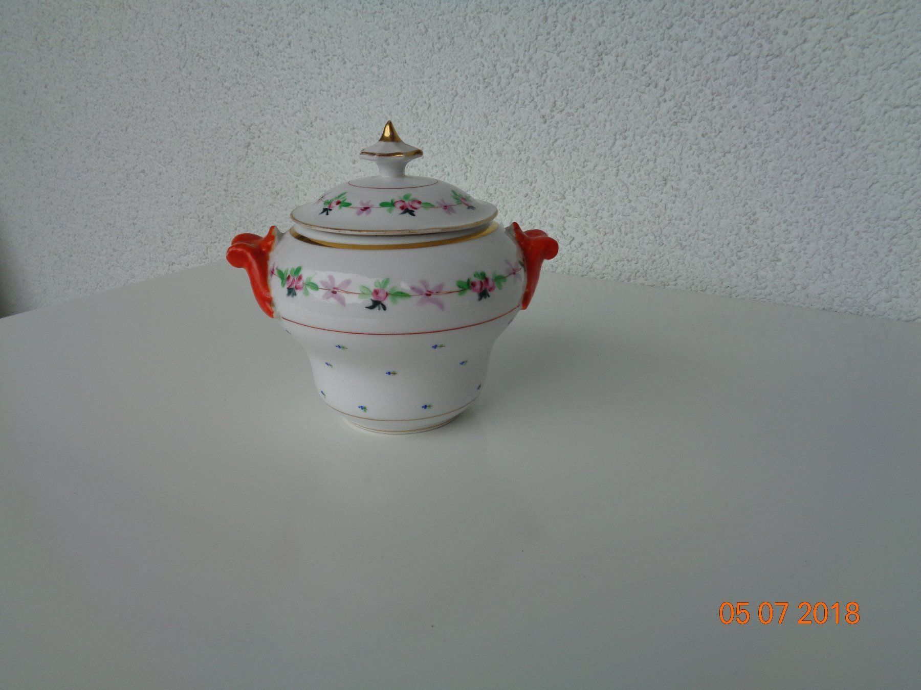 Sucriers: Wunderschöne Zuckerdose mit Blumenmuster – D'occasion à Dietikon par Tucumano1981