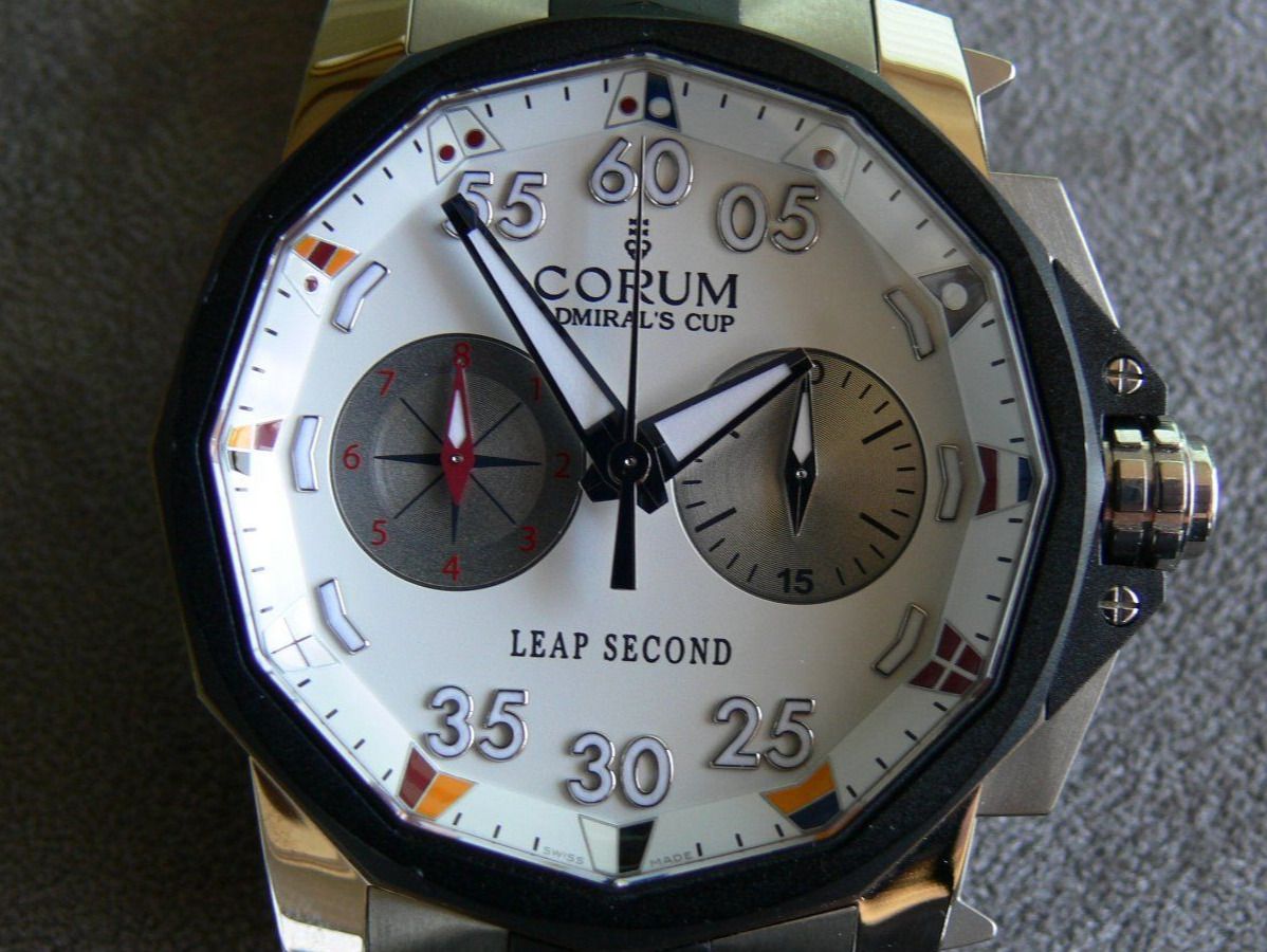 Corum Orologi: Corum Titan Chronograph Leap-second   48mm       895.931.06 – Usato da Remigen venduto da Kelias