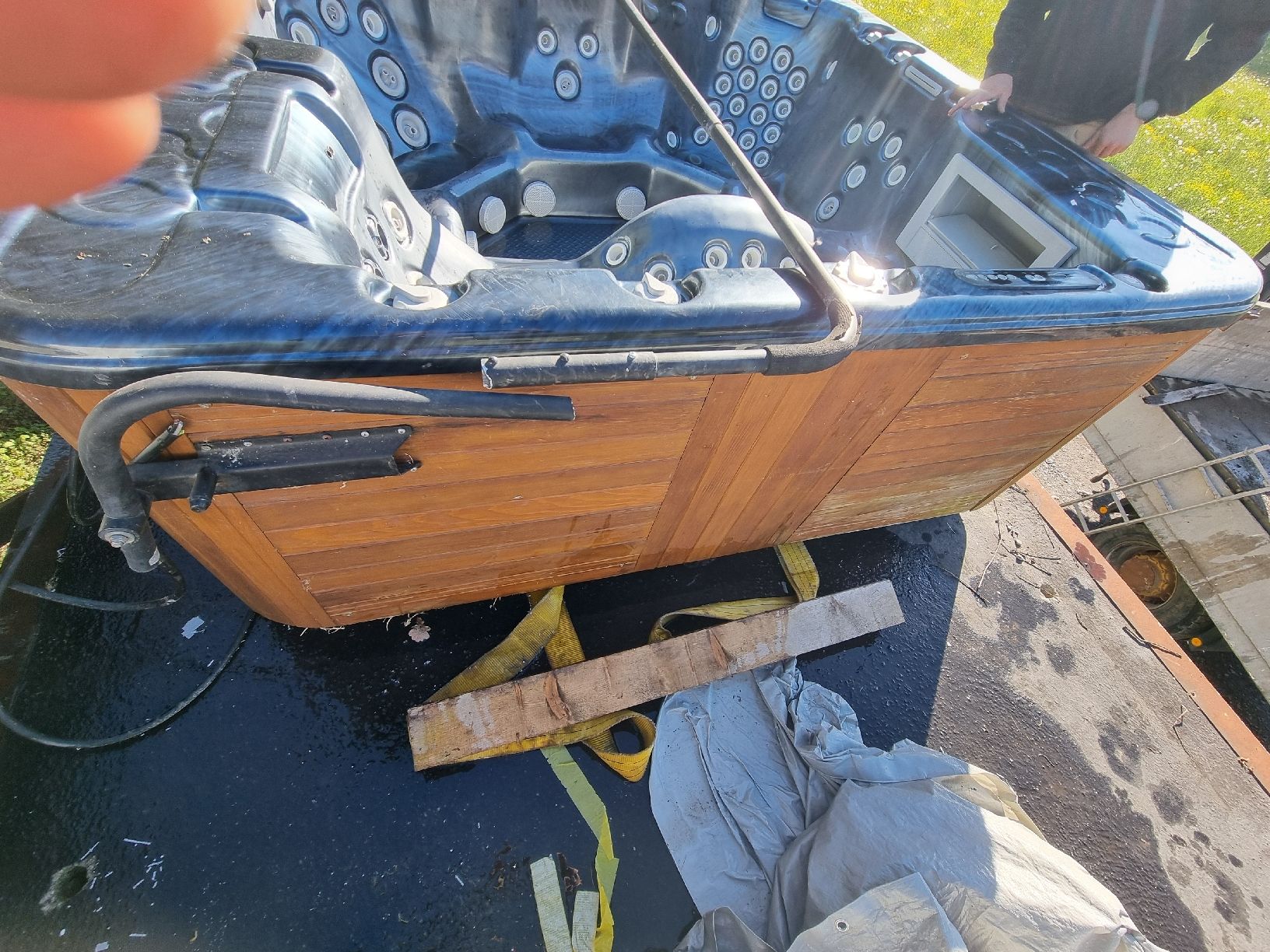 Whirlpool: wihrlpool – Gebraucht aus Flums von jeepni 1