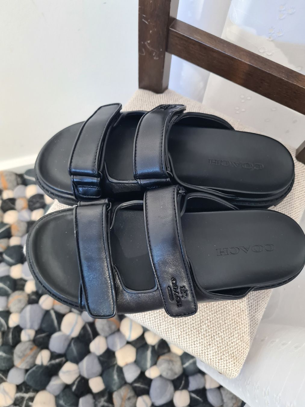 Coach Scarpe da donna: COACH Sandalen schwarz Groesse 8.5 neu – Nuovo (secondo la descrizione) da Adligenswil venduto da FriedasWelt 1