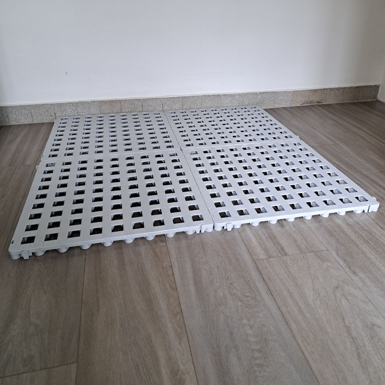 Rivestimenti per pavimenti: Kunststoff Bodenrost - 50 x 50 cm – Nuovo e nell'imballaggio originale da Reinach BL venduto da HT20 3