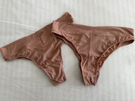 2x H&M String Tanga Unterwäsche Gr. M Rippstrick NEU