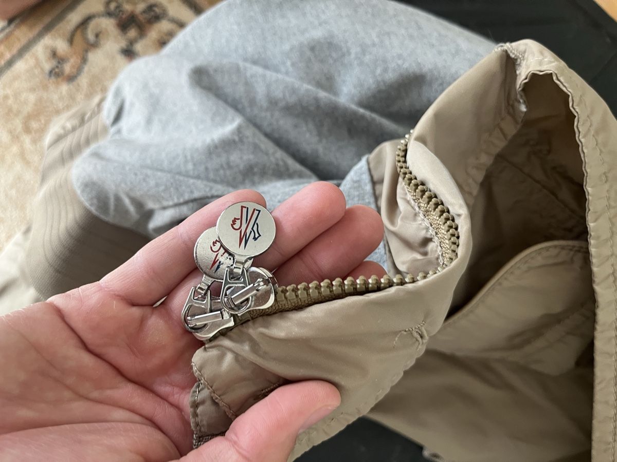 Moncler Giacche: Moncler delonix Jacke, Grösse M. – Usato da Winterthur venduto da svi_npg6 3