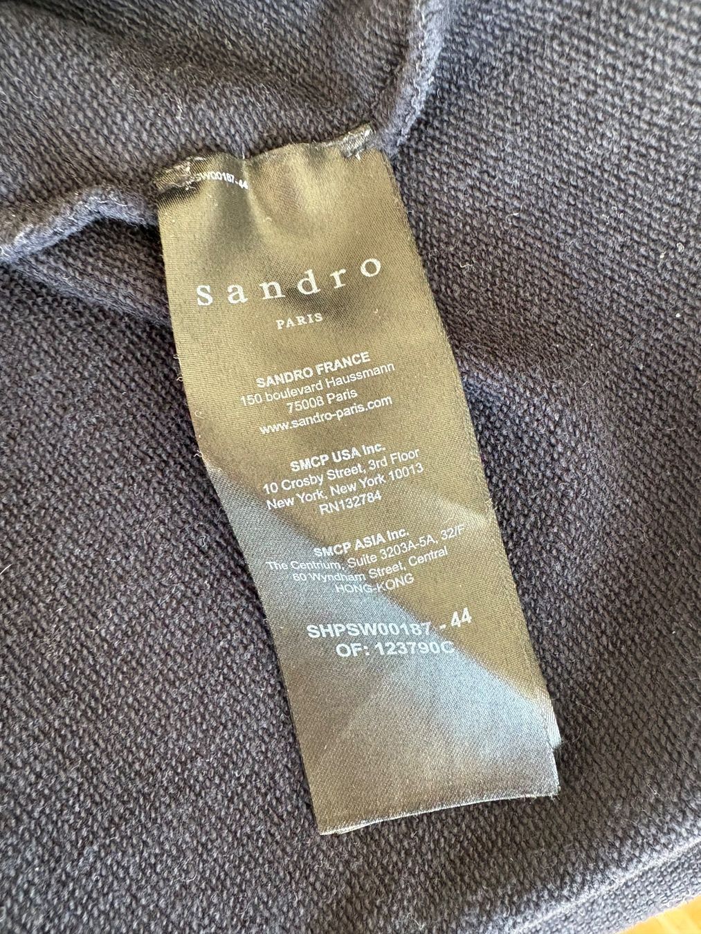 Sandro Pullover & Sweatshirts: SANDRO Pullover – Gebraucht aus Winterthur von lad_dqz8 3