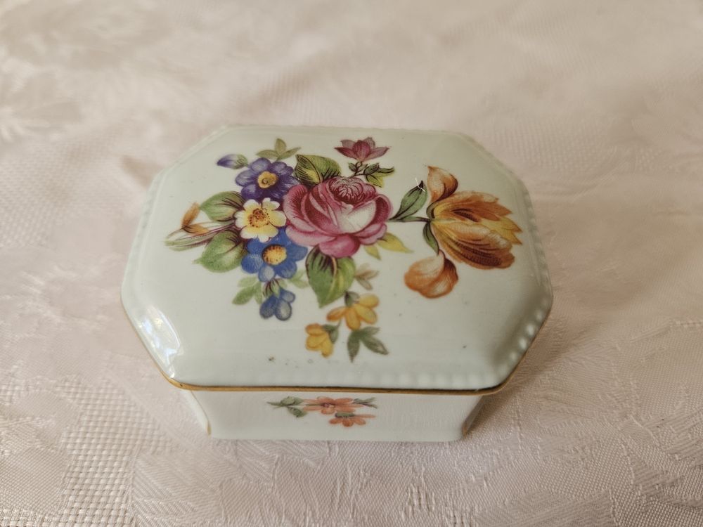 Porzellan porcelaine petite boite signiature photo Kaufen auf Ricardo