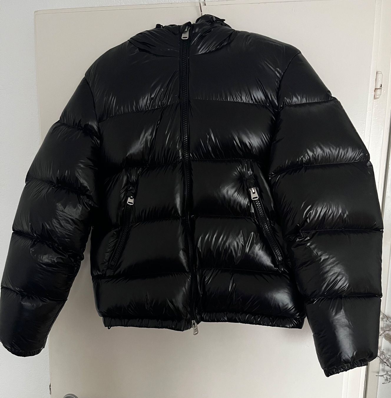 Zara Vestes: ZARA - shiny Puffer (Grösse S) – Neuf (Voir description) à Visp par scallyuri